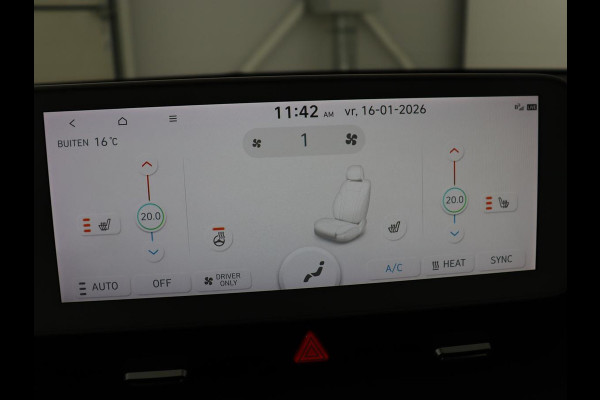 Hyundai IONIQ 5 Connect 73kWh | Trekhaak | Stoel & stuurverwarming | Half leder | Adaptive cruise | Carplay | 19'' | Keyless | Camera | Navigatie | Vehicle-to-load | Parkeerhulp