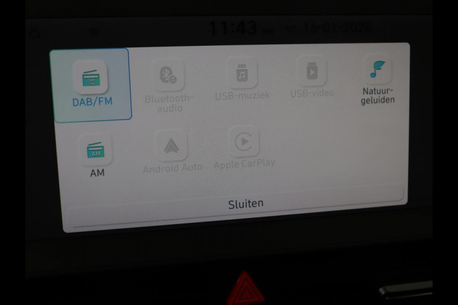 Hyundai IONIQ 5 Connect 73kWh | Trekhaak | Stoel & stuurverwarming | Half leder | Adaptive cruise | Carplay | 19'' | Keyless | Camera | Navigatie | Vehicle-to-load | Parkeerhulp