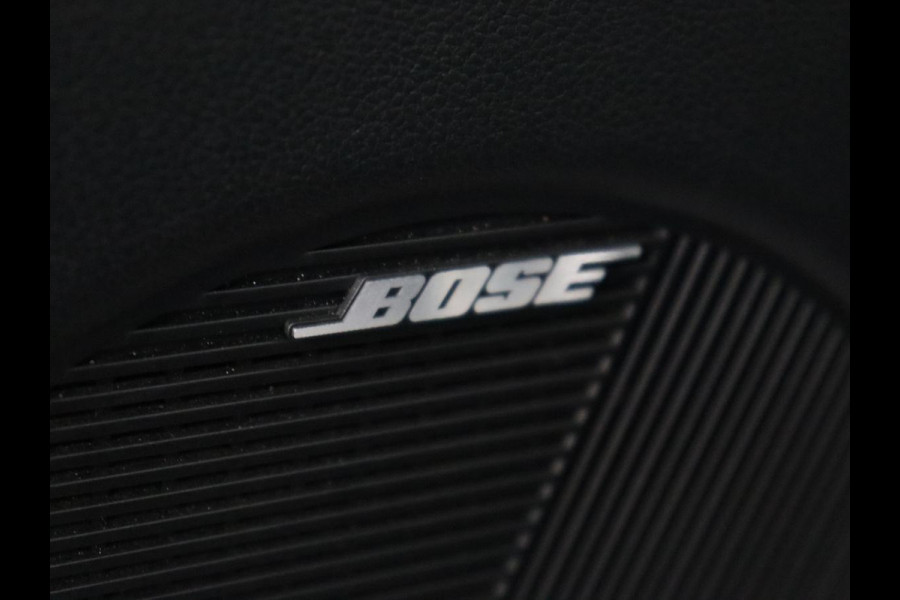 Hyundai IONIQ 5 Connect 73kWh | Trekhaak | Stoel & stuurverwarming | Half leder | Adaptive cruise | Carplay | 19'' | Keyless | Camera | Navigatie | Vehicle-to-load | Parkeerhulp