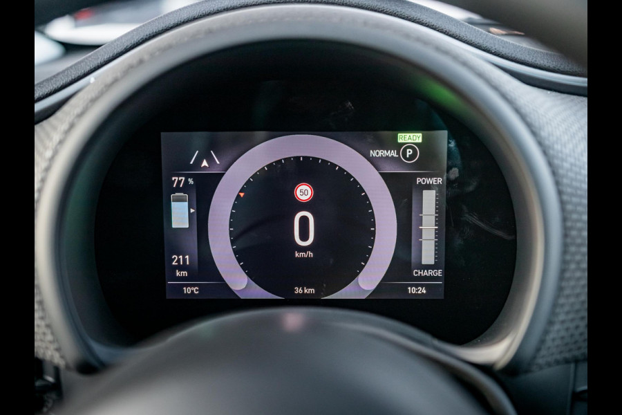 Fiat 500E 3+1 La Prima 42 kWh | 17% Bijtelling | Clima | Cruise | Leder | 17" | Priv Glass | Winter Pack | JBL Sound | BSM | Apple Carplay