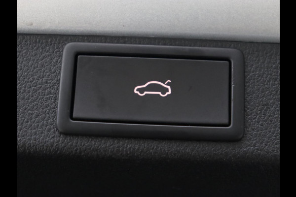 Škoda Octavia 1.0 e-TSI Business Edition Plus | Trekhaak | Stoelverwarming | Adaptive cruise | Sfeerverlichting | Full LED | Side Assist | Carplay | Navigatie | Climate control | Bluetooth