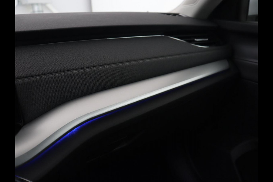 Škoda Octavia 1.0 e-TSI Business Edition Plus | Trekhaak | Stoelverwarming | Adaptive cruise | Sfeerverlichting | Full LED | Side Assist | Carplay | Navigatie | Climate control | Bluetooth