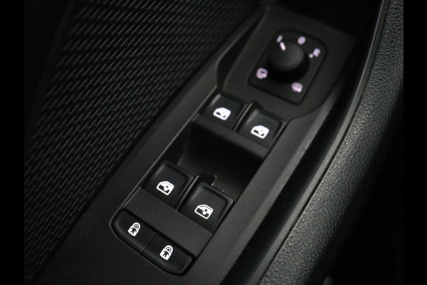 Škoda Octavia 1.0 e-TSI Business Edition Plus | Trekhaak | Stoelverwarming | Adaptive cruise | Sfeerverlichting | Full LED | Side Assist | Carplay | Navigatie | Climate control | Bluetooth