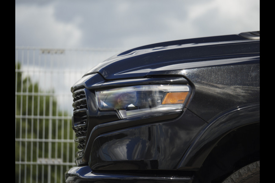 Dodge Ram | 1500 | Limited | 5.7 V8 | 4x4 | Crew Cab | Night Edition | HEMI | Panorama | Deksel | Full Nieuw binnen!