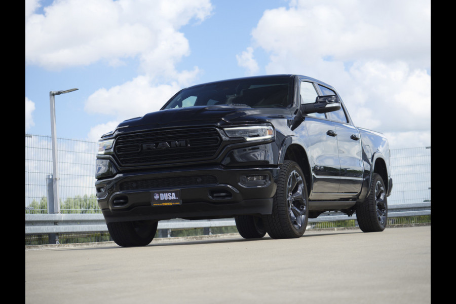 Dodge Ram | 1500 | Limited | 5.7 V8 | 4x4 | Crew Cab | Night Edition | HEMI | Panorama | Deksel | Full Nieuw binnen!