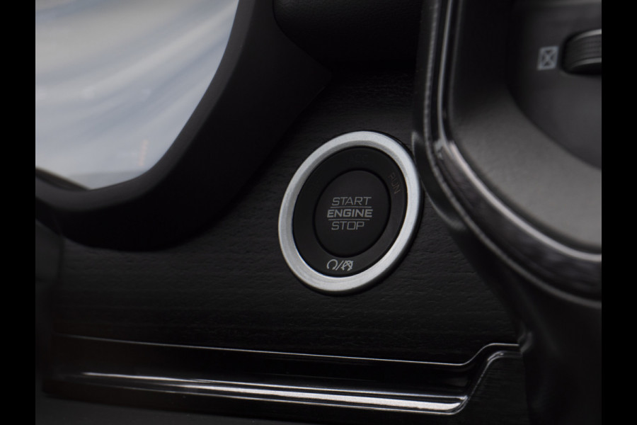 Dodge Ram | 1500 | Limited | 5.7 V8 | 4x4 | Crew Cab | Night Edition | HEMI | Panorama | Deksel | Full Nieuw binnen!