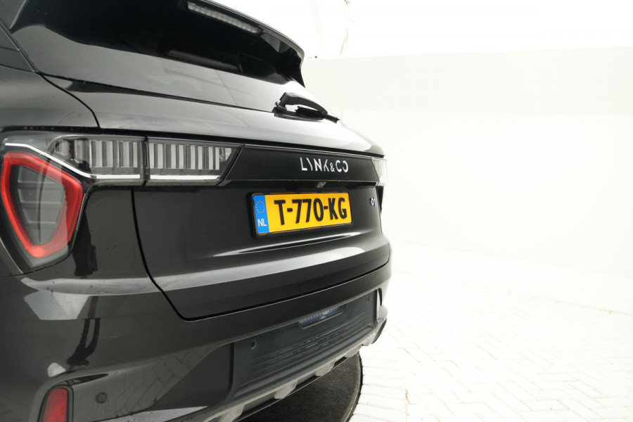 Lynk & Co 01 1.5 Zwarte Hemel, Panorama Dak, Black Pakket