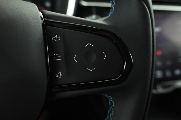 Lynk & Co 01 1.5 Zwarte Hemel, Panorama Dak, Black Pakket