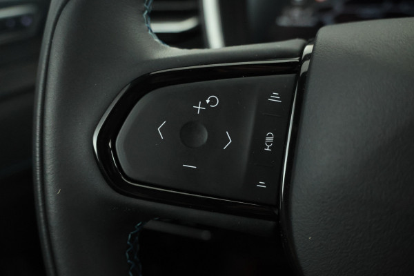 Lynk & Co 01 1.5 Zwarte Hemel, Panorama Dak, Black Pakket