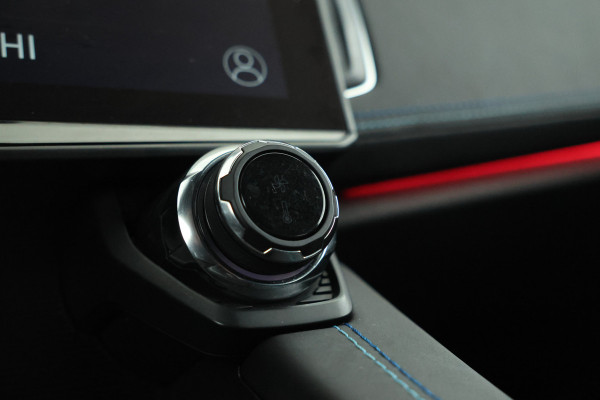 Lynk & Co 01 1.5 Zwarte Hemel, Panorama Dak, Black Pakket