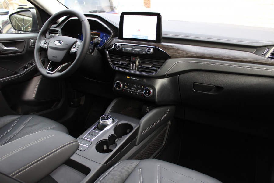 Ford Kuga 2.5 PHEV Vignale | Trekhaak | BLIS | B&O | Head-Up | Matrix | Leder