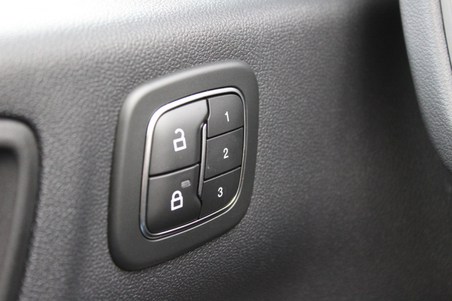 Ford Kuga 2.5 PHEV Vignale | Trekhaak | BLIS | B&O | Head-Up | Matrix | Leder