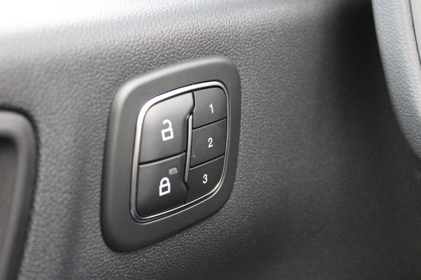 Ford Kuga 2.5 PHEV Vignale | Trekhaak | BLIS | B&O | Head-Up | Matrix | Leder