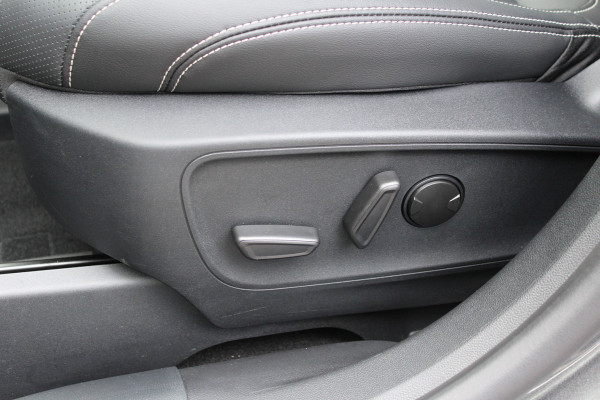 Ford Kuga 2.5 PHEV Vignale | Trekhaak | BLIS | B&O | Head-Up | Matrix | Leder