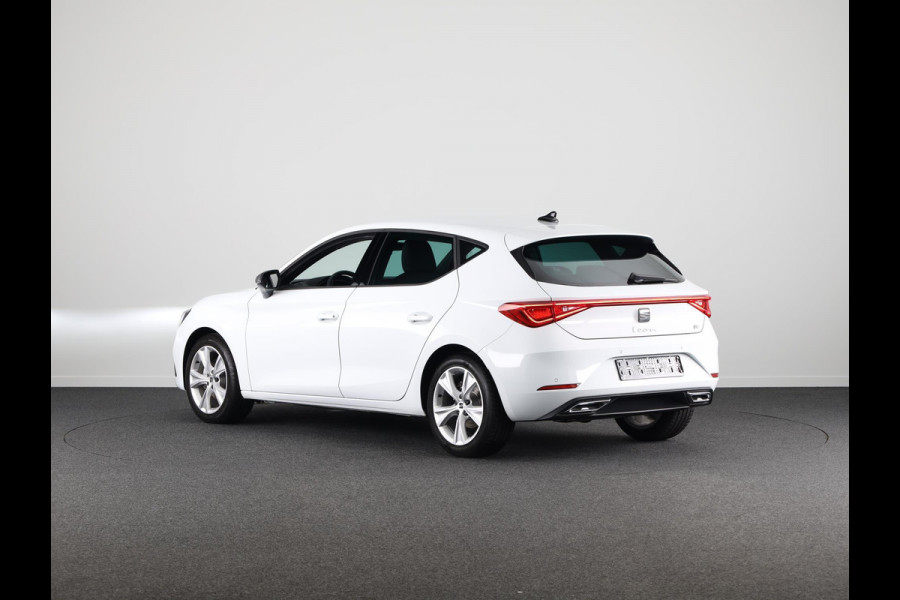 Seat Leon FR 1.0 TSI Hatchback 110 pk | Verlengde garantie | Navigatie via App | Parkeersensoren achter | Autom. airco (3 zones) | LED koplampen |