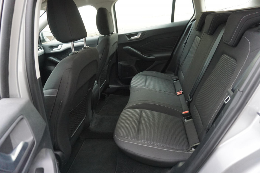 Ford FOCUS Wagon 1.0 EcoB.125PK Hybrid Business/Trekhaak/Camera/