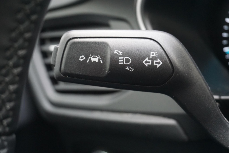 Ford FOCUS Wagon 1.0 EcoB.125PK Hybrid Business/Trekhaak/Camera/