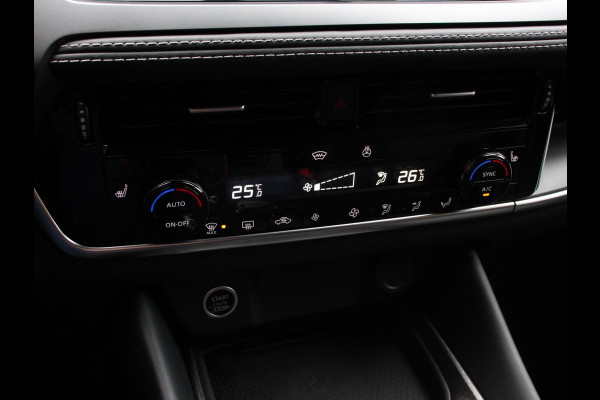 Nissan QASHQAI 1.3 MHEV Automaat N-Connecta Navigatie Climate Control Sfeerverlichting Camera 360 Led Dab Verwarmde voorstoelen Adaptive Cruise Control Digitale Cockpit Lichtmetalen Velgen