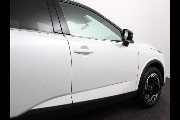 Nissan QASHQAI 1.3 MHEV Automaat N-Connecta Navigatie Climate Control Sfeerverlichting Camera 360 Led Dab Verwarmde voorstoelen Adaptive Cruise Control Digitale Cockpit Lichtmetalen Velgen