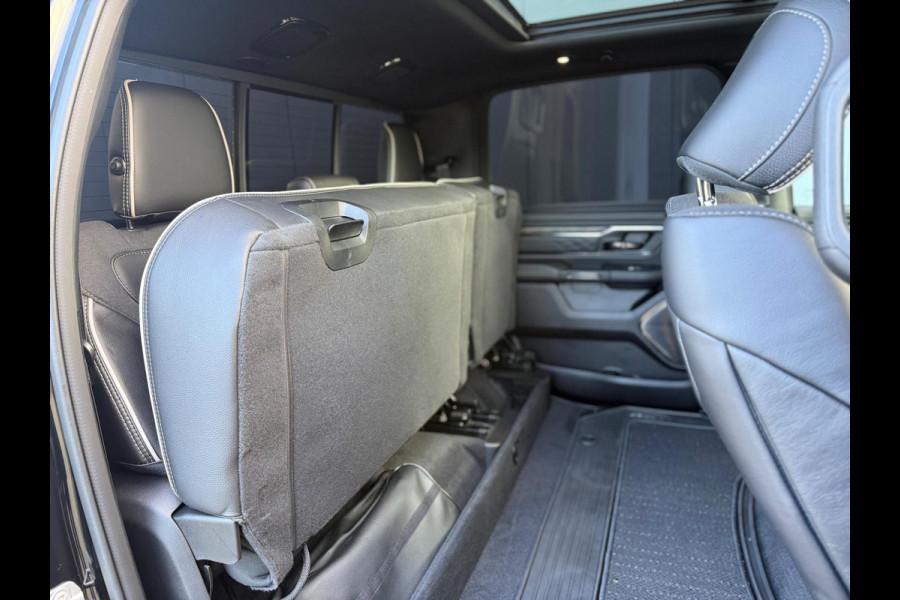RAM Ram 1500 3.0L SST H.O. 540PK Limited Night CrewCab 4x4 | 2025 model | Full Optie | Luchtvering | 360 camera |Massage