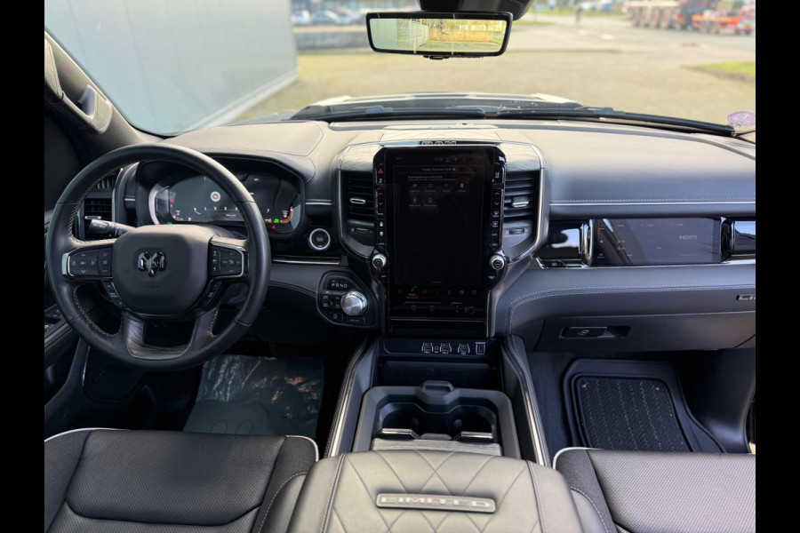 RAM Ram 1500 3.0L SST H.O. 540PK Limited Night CrewCab 4x4 | 2025 model | Full Optie | Luchtvering | 360 camera |Massage