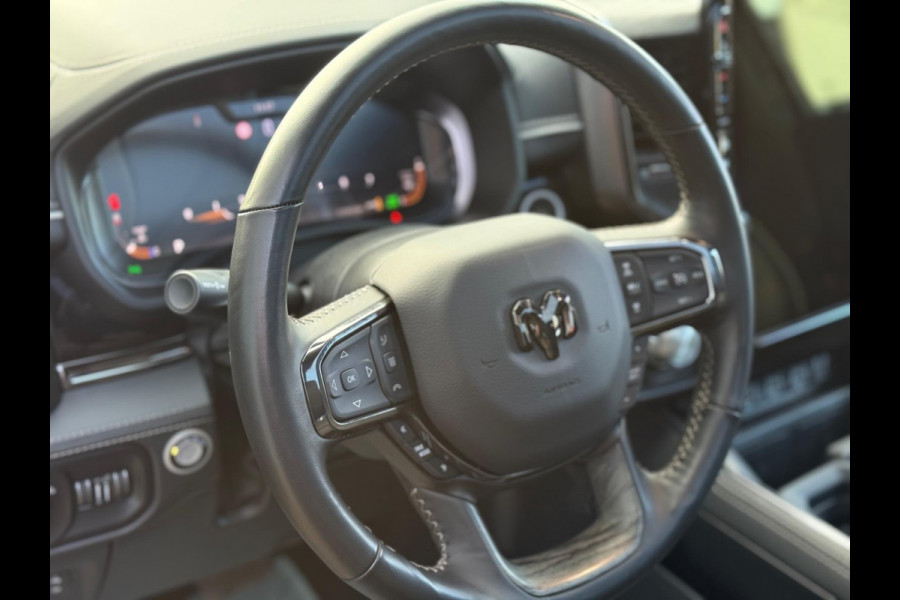 RAM Ram 1500 3.0L SST H.O. 540PK Limited Night CrewCab 4x4 | 2025 model | Full Optie | Luchtvering | 360 camera |Massage