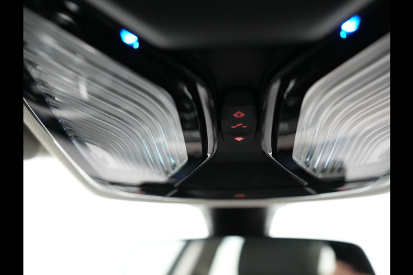 BMW 5 Serie Touring 530e Luxury Line Plug In Hybrid 294pk Dealer O.H PHEV | Trekhaak Af Fabriek | Panodak | Camera | Lederen Sportstoelen Memory & Verwarmd | Apple Carplay | Cruise Control | Navigatie | Virtual | DAB |