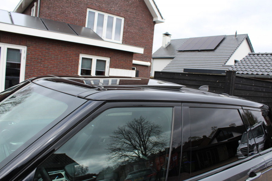 Land Rover Range Rover Sport 5.0 V8 SC SVR 576 PK ! Facelift ! Carbon ! Pano, Cruis, Airco, Stoelverw voor + achter!