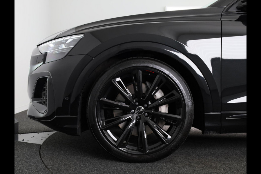 Audi Q8 55 TFSI e quattro Pro Line S 394pk | Panoramadak | Lederen bekleding | Head Up Display | Luchtvering | Trekhaak