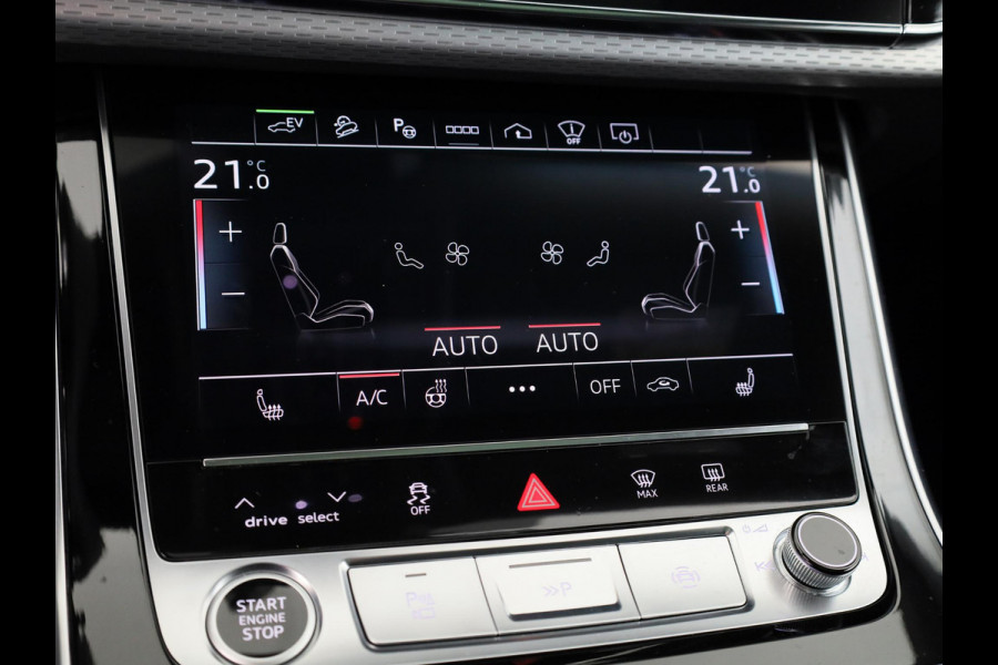 Audi Q8 55 TFSI e quattro Pro Line S 394pk | Panoramadak | Lederen bekleding | Head Up Display | Luchtvering | Trekhaak