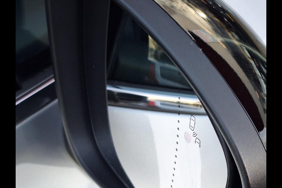 Renault Captur 1.3 TCe 155 Initiale Paris Automaat | My 2020 | Leder | Trekhaak | LED | Blindspot | Navi |