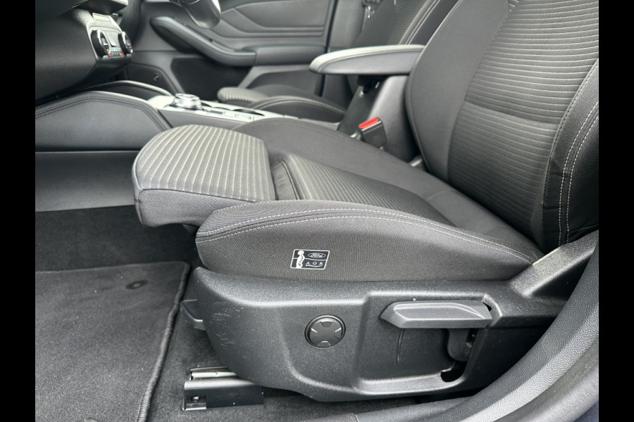 Ford FOCUS Wagon 1.0 EcoB. Tit. Bns AUTOMAAT! TREKHAAK! DESIGNPACK! COMFORT STOEL