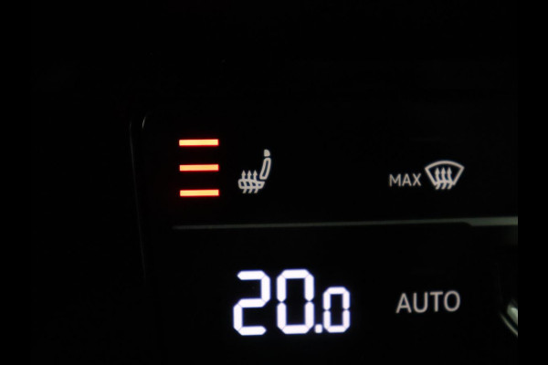 Volkswagen Passat 1.4 TSI PHEV GTE | Stoelverwarming | Virtual Cockpit | Adaptive cruise | Massage | Matrix LED | Camera | Memory | Carplay | Navigatie | Plug In