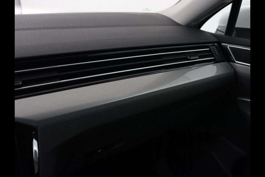 Volkswagen Passat 1.4 TSI PHEV GTE | Stoelverwarming | Virtual Cockpit | Adaptive cruise | Massage | Matrix LED | Camera | Memory | Carplay | Navigatie | Plug In