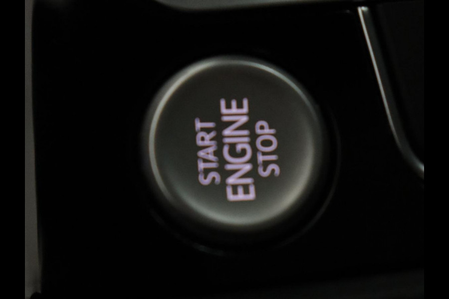 Volkswagen Passat 1.4 TSI PHEV GTE | Stoelverwarming | Virtual Cockpit | Adaptive cruise | Massage | Matrix LED | Camera | Memory | Carplay | Navigatie | Plug In