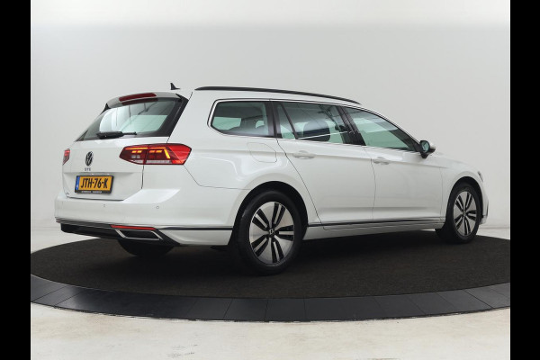 Volkswagen Passat 1.4 TSI PHEV GTE | Stoelverwarming | Virtual Cockpit | Adaptive cruise | Massage | Matrix LED | Camera | Memory | Carplay | Navigatie | Plug In