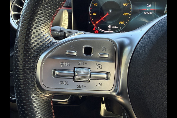 Mercedes-Benz A-Klasse 180 Business Solution Automaat / AMG styling / 18"LM / LED / Navi / Camera