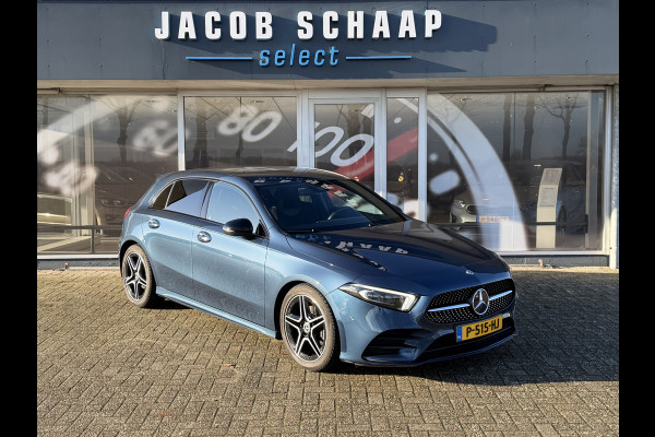 Mercedes-Benz A-Klasse 180 Business Solution Automaat / AMG styling / 18"LM / LED / Navi / Camera
