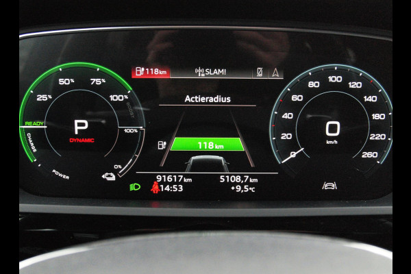 Audi e-tron 55 quattro Business edition 95 kWh | SOH 95% | 21 Inch | Camera | Apple Carplay | Sfeerverlichting | Stoelmemory |