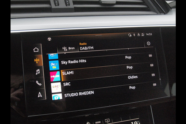 Audi e-tron 55 quattro Business edition 95 kWh | SOH 95% | 21 Inch | Camera | Apple Carplay | Sfeerverlichting | Stoelmemory |