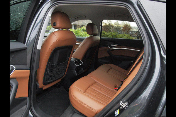 Audi e-tron 55 quattro Business edition 95 kWh | SOH 95% | 21 Inch | Camera | Apple Carplay | Sfeerverlichting | Stoelmemory |