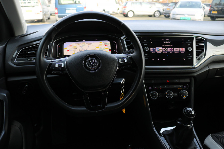 Volkswagen T-Roc 1.5 TSI Sport Xenon Led Virtuel cockpit Navi Pdc Bj:2020
