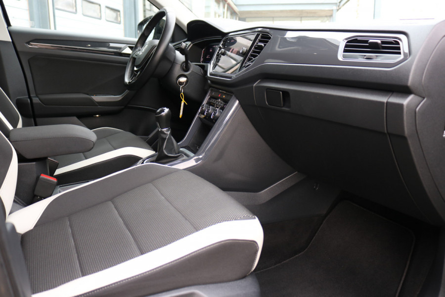 Volkswagen T-Roc 1.5 TSI Sport Xenon Led Virtuel cockpit Navi Pdc Bj:2020