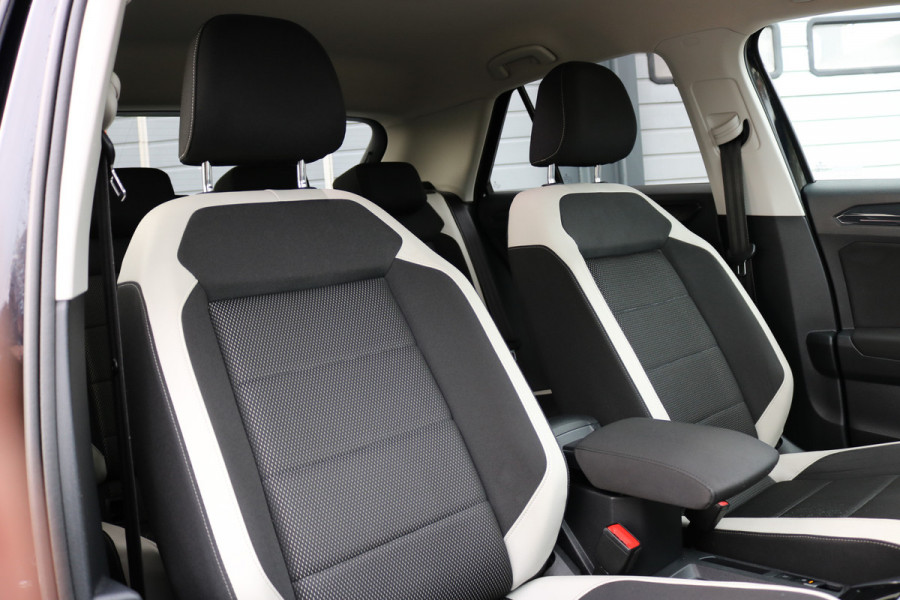 Volkswagen T-Roc 1.5 TSI Sport Xenon Led Virtuel cockpit Navi Pdc Bj:2020