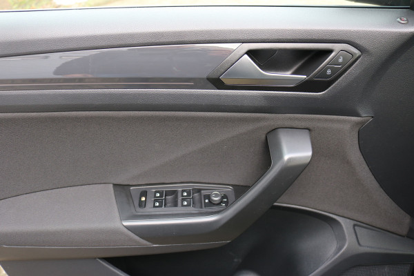 Volkswagen T-Roc 1.5 TSI Sport Xenon Led Virtuel cockpit Navi Pdc Bj:2020