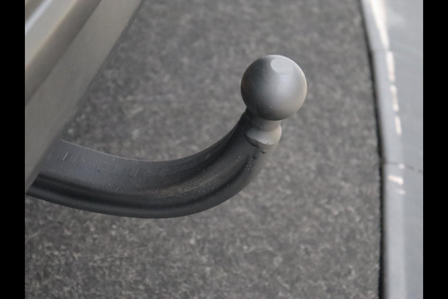 Citroën C5 Aircross 1.6 Plug-Hybrid 225 Business | Trekhaak | Camera | Carplay | Navigatie | Digital Cockpit | Parkeerhulp | Climate control | 18'' | Cruise control | Bluetooth | Dodehoek detectie