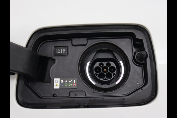 Citroën C5 Aircross 1.6 Plug-Hybrid 225 Business | Trekhaak | Camera | Carplay | Navigatie | Digital Cockpit | Parkeerhulp | Climate control | 18'' | Cruise control | Bluetooth | Dodehoek detectie