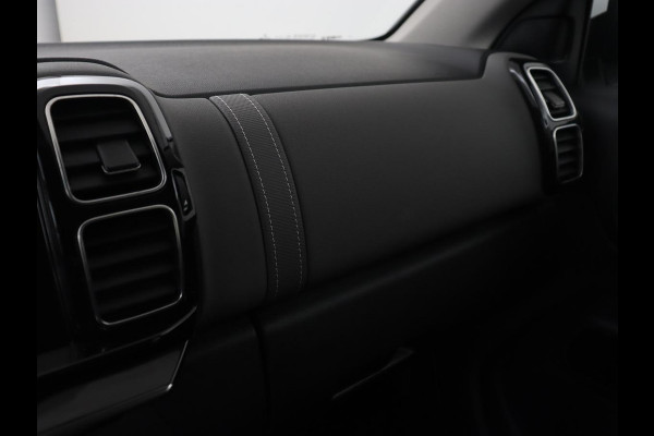 Citroën C5 Aircross 1.6 Plug-Hybrid 225 Business | Trekhaak | Camera | Carplay | Navigatie | Digital Cockpit | Parkeerhulp | Climate control | 18'' | Cruise control | Bluetooth | Dodehoek detectie