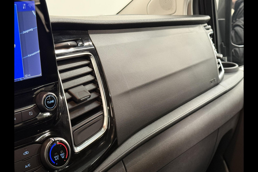 Ford Transit Custom 320 2.0 TDCI L2H1 170PK Sport Dubbele Cabine Aut. Airco ACC Bluetooth Navi Trekhaak