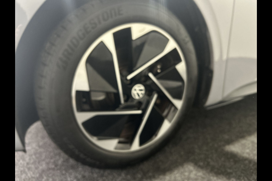 Volkswagen ID.3 Pro 58 kWh "18 inch Lichtmetalen Velgen | Zwart dak | Parkeersensoren